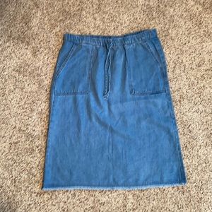 Denim skirt